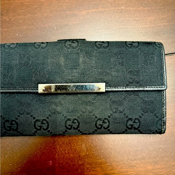 Gucci wallet - Picture 1 of 6